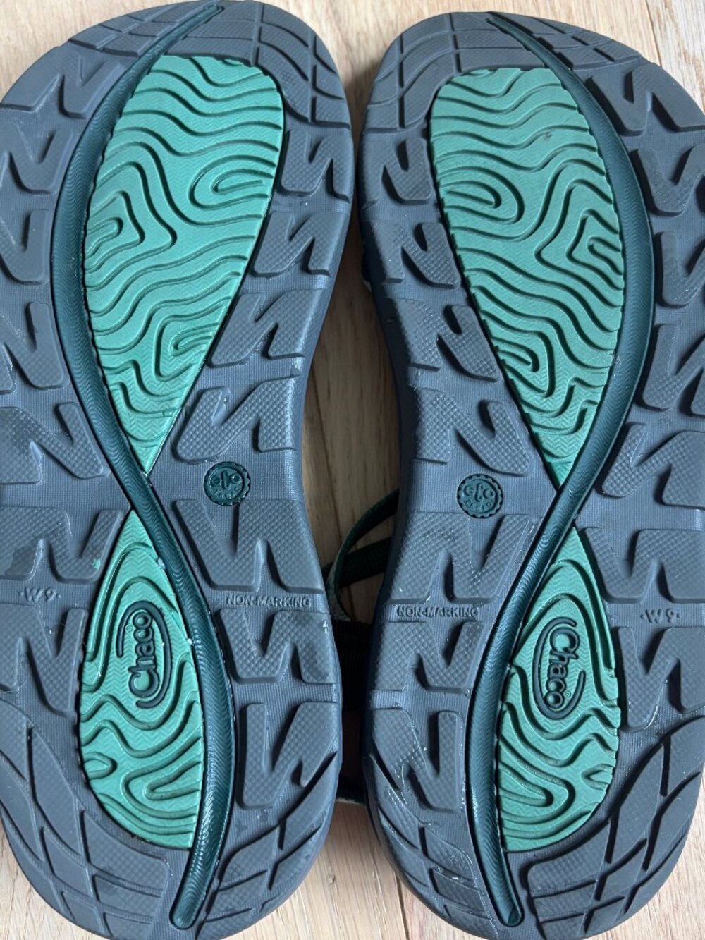 Chaco ZX/2 Sandals Green Strappy Toe Loop Size 9 Women Like New - Picture 5 of 8